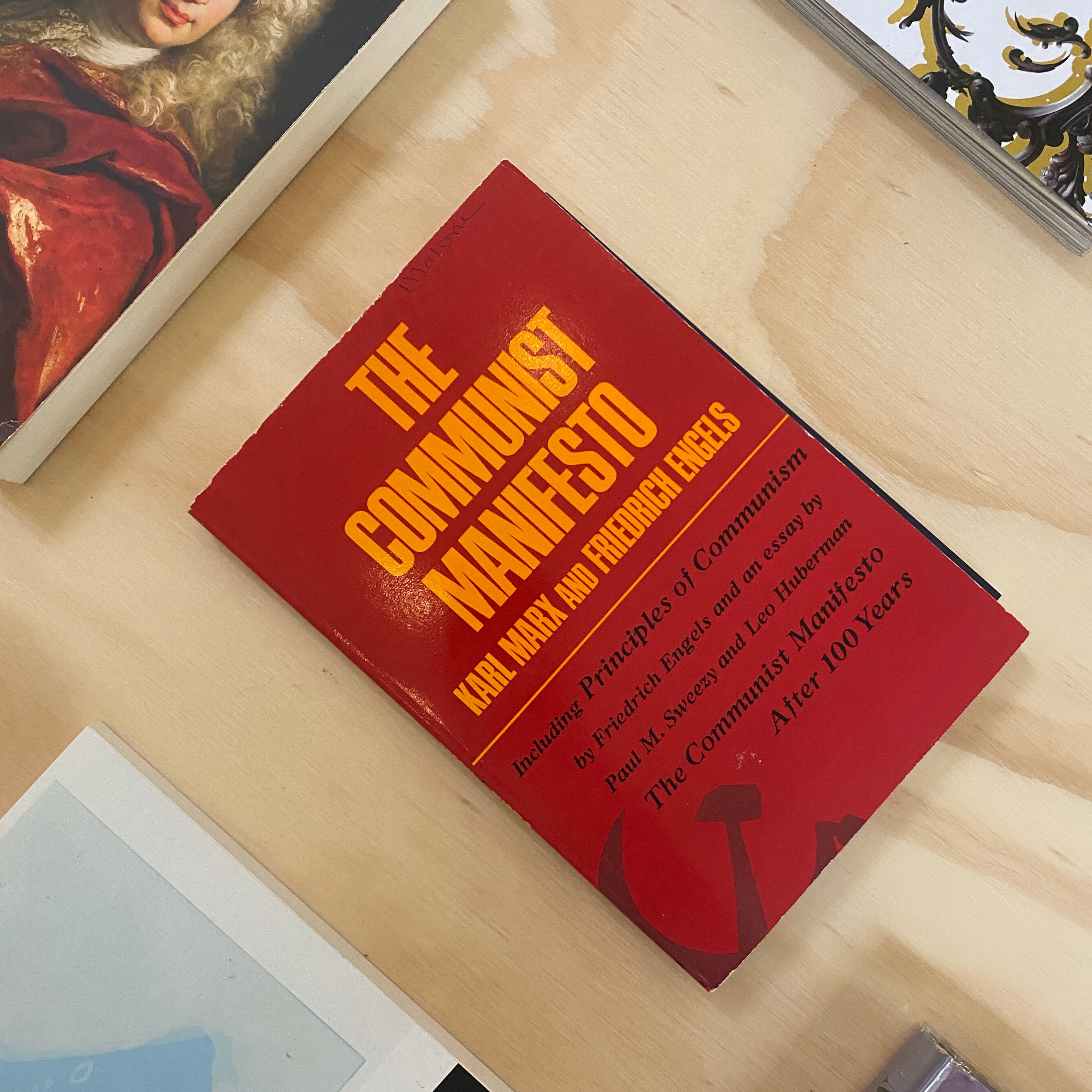 The Communist Manifesto by Karl Marx (Monthly Review Press Trade)