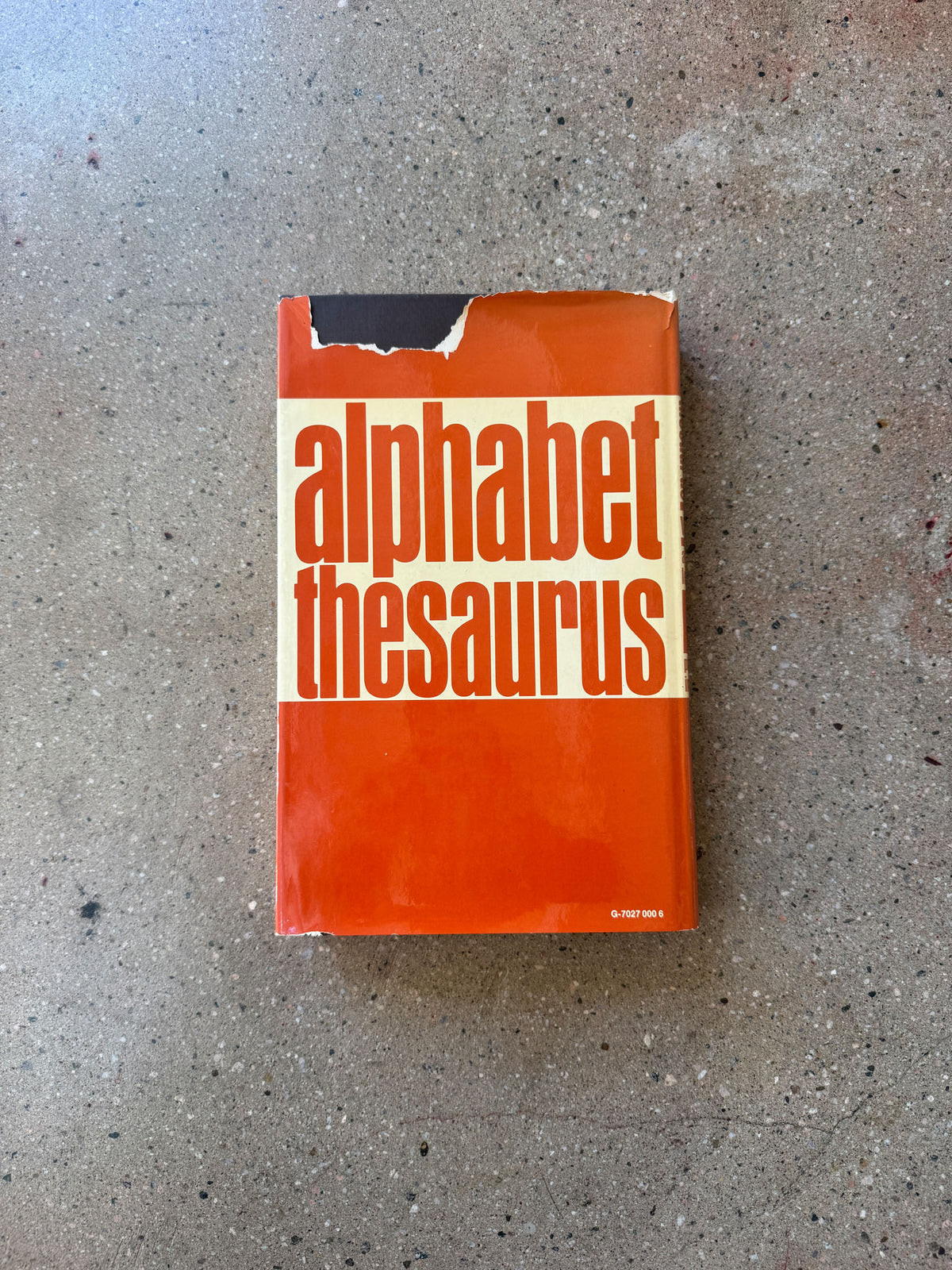 Alphabet Thesaurus Vol. 3: Treasury of Letter Design by Uncredited