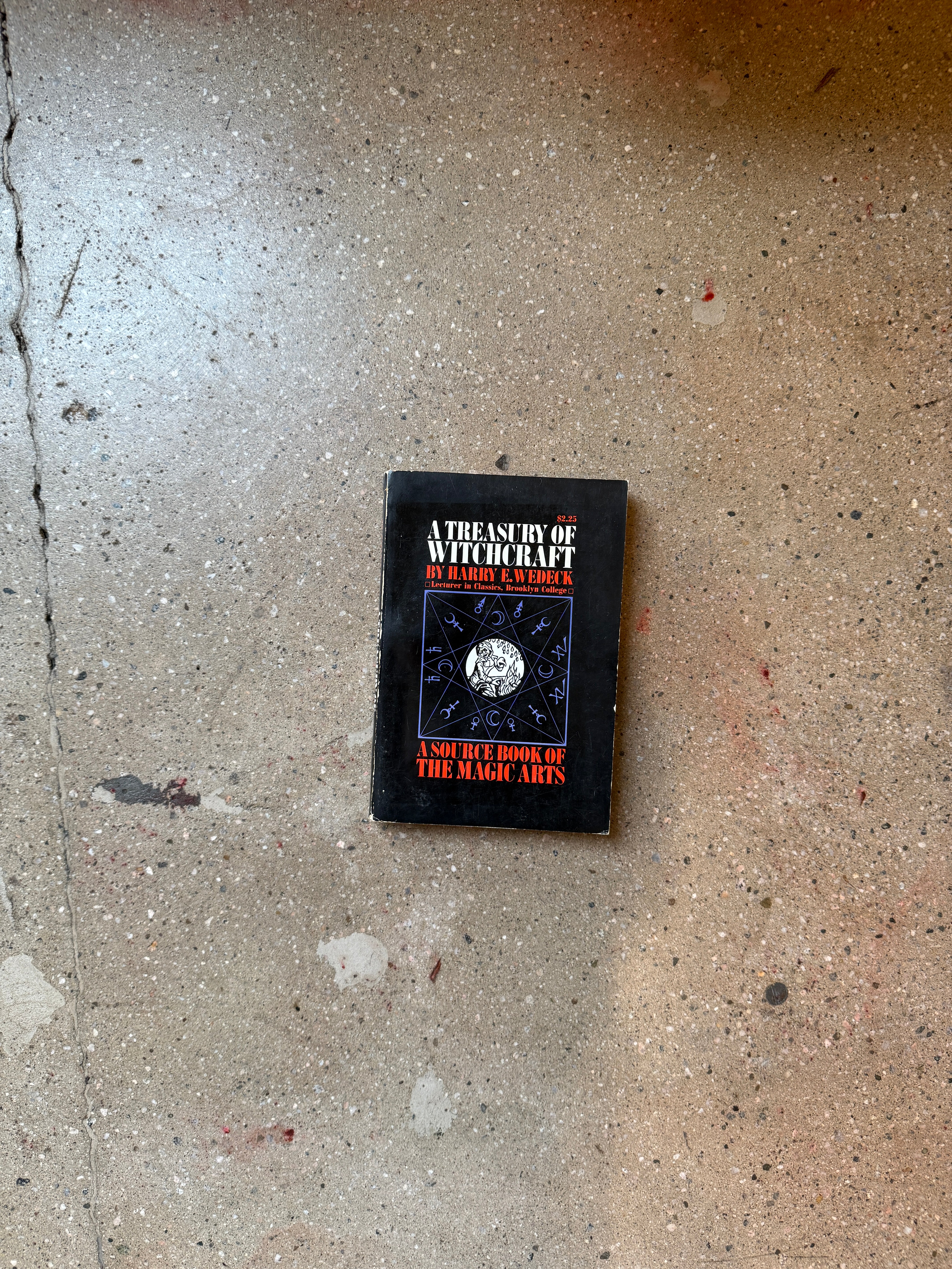 A Treasury of Witchcraft by Harry E. Wedeck (Citadel Trade)