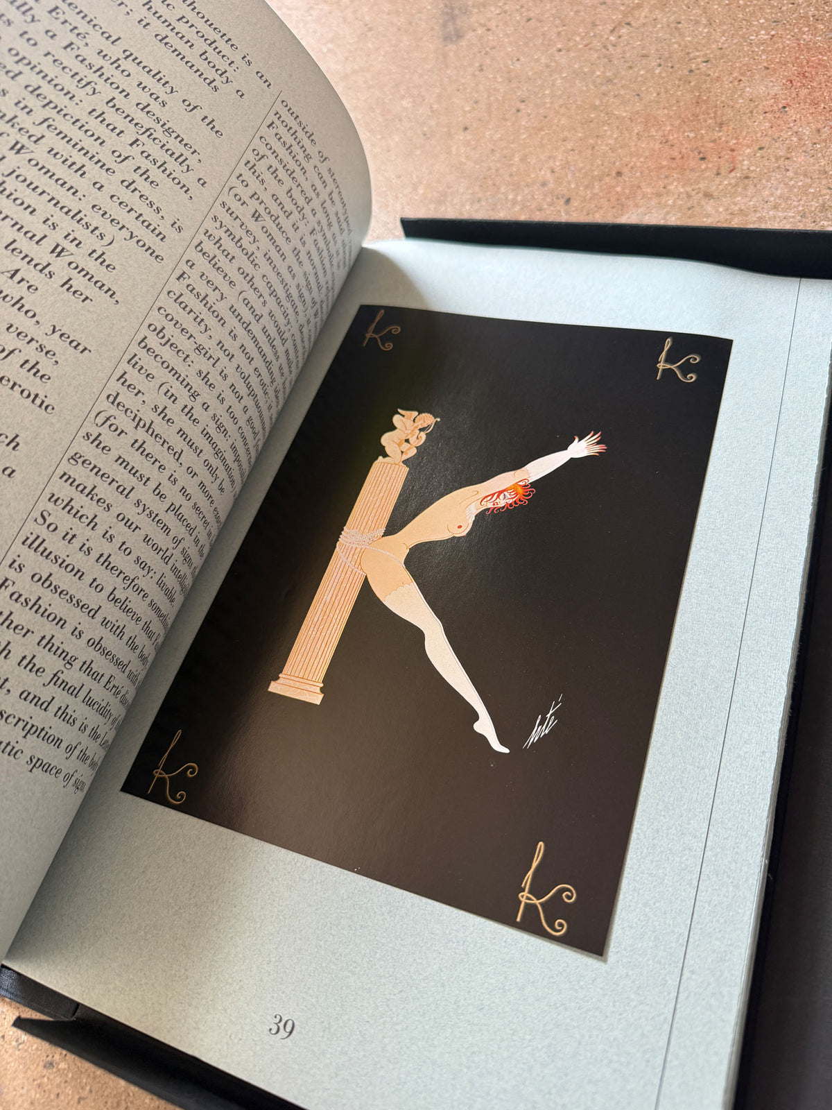 Erte by Roland Barthes