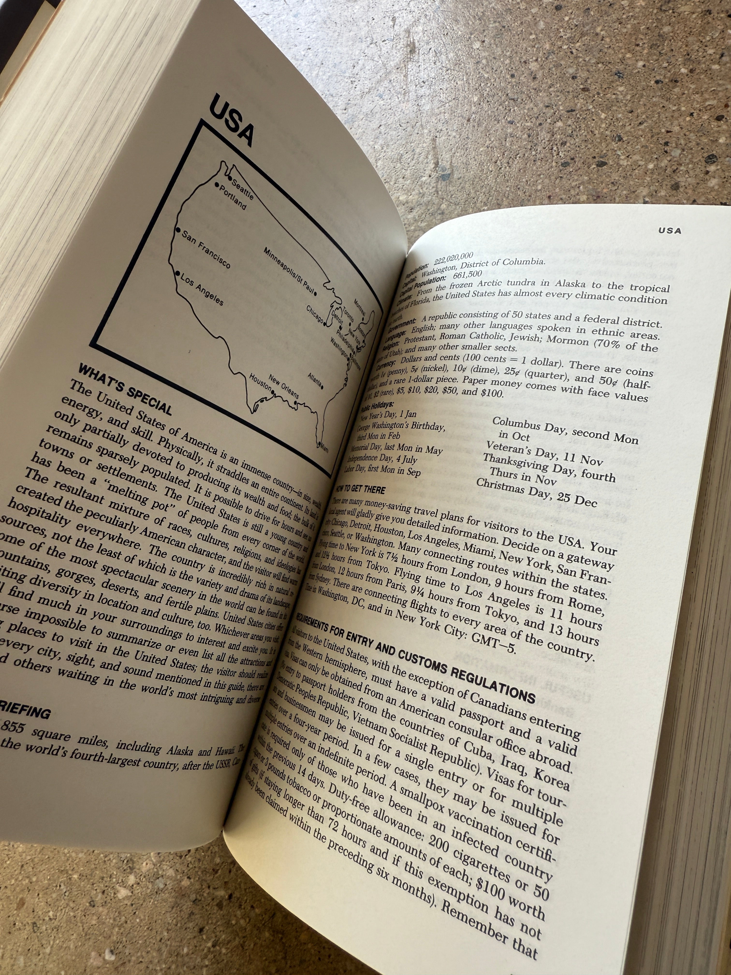 Pan Am's World Guide (26th Ed.) by Pan American Airways